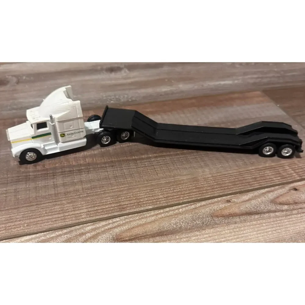 John Deere Diecast Semi Truck & Lowboy Trailer Toy White Tractor Hauler